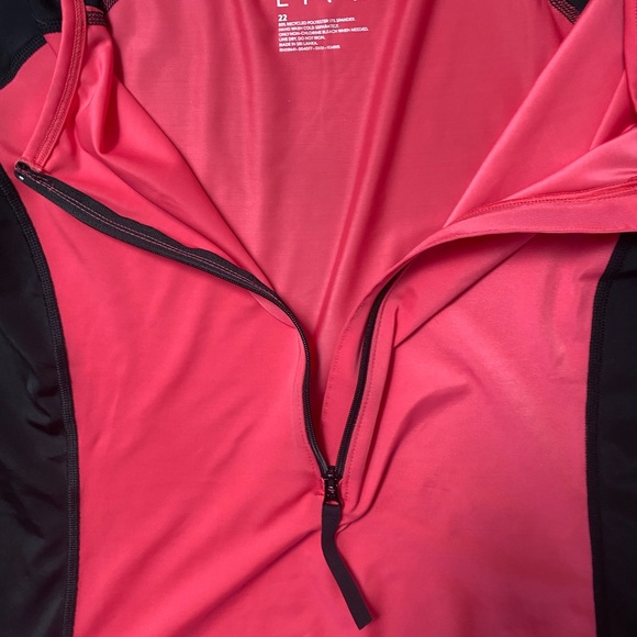 Lane Bryant Rash Guard - Picture 2 of 2